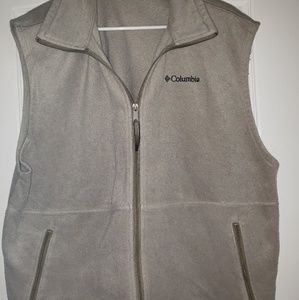 Columbia vest